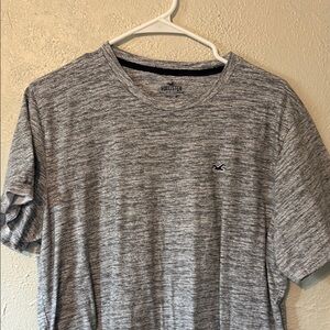 Hollister Gray Short Sleeve Tee with Crew Neck